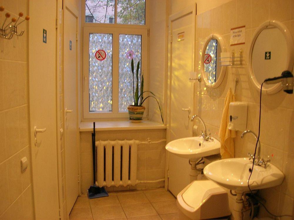 Elizabeth'S Yh Rooms Riga Exterior foto