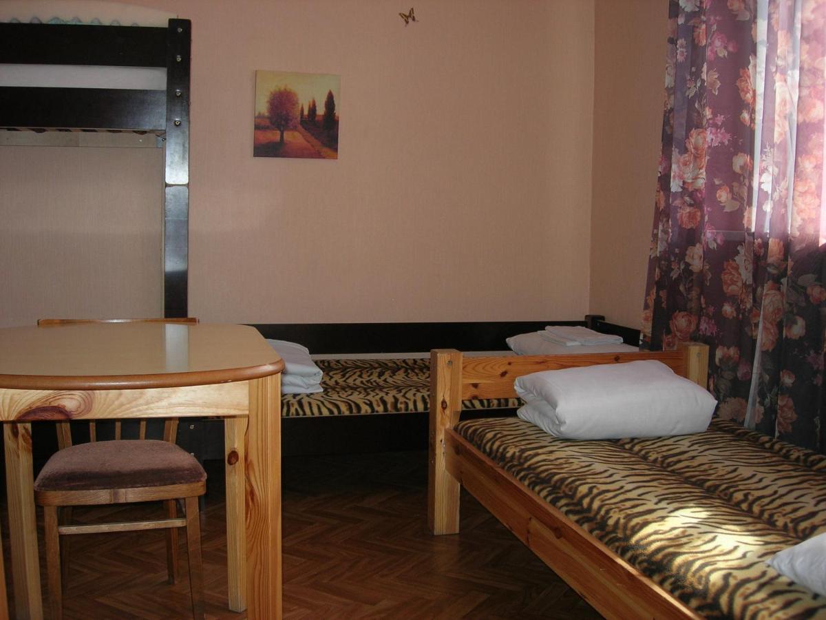 Elizabeth'S Yh Rooms Riga Quarto foto